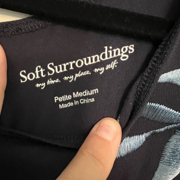 Soft Surrounding Navy Blue Garbo Jumpsuit Embroidered Jersey Knit Size MP - Picture 5 of 6